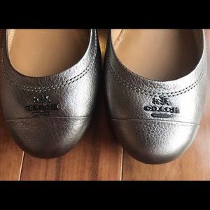 🙌🏻NEW! COACH Size 8 Gunmetal Bronze Leather Flat